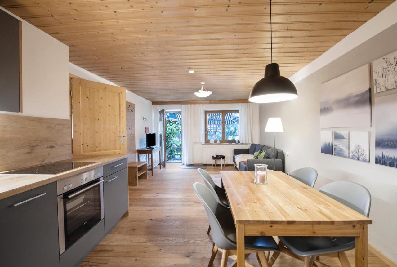 Ferienwohnung Zugspitze 그라이나우 외부 사진