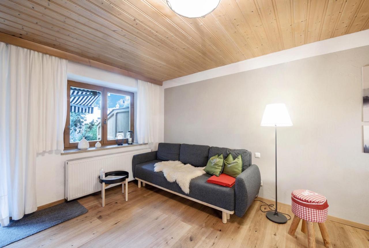 Ferienwohnung Zugspitze 그라이나우 외부 사진